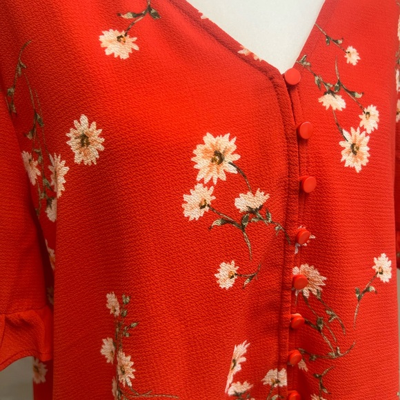 CeCe Women's Red Floral Blouse Sz L - Picture 4 of 8